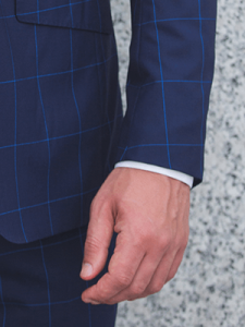 how-to-buy-your-first-suit-sleeve-length-2