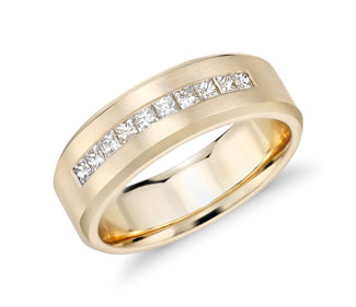 Princess-Cut Channel-Set Diamond Wedding Ring