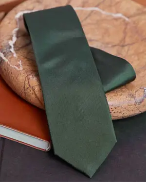 Green tie from RW&Co