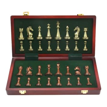 Portable chess board