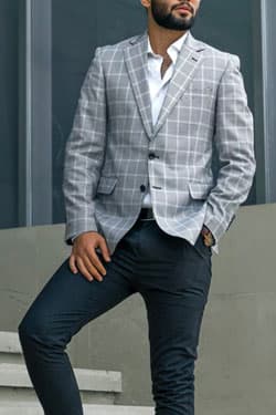 Man wearing business casual blazer