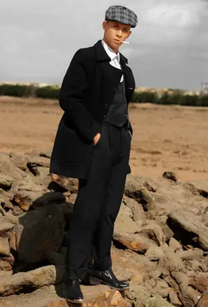 Man dressed like Peaky Blinders