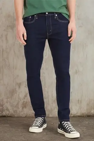 Dark blue Levi's Jeans