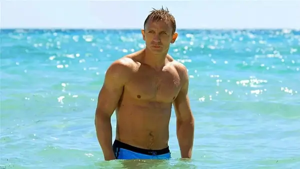A screenshot of Daniel Craig in Casino Royale