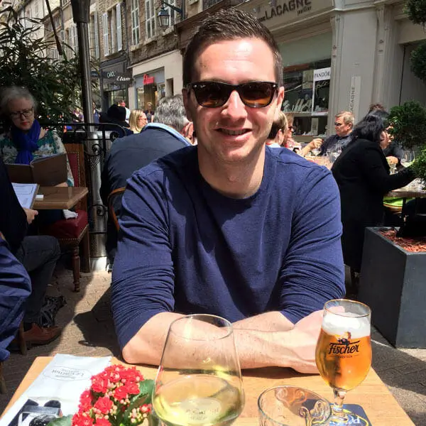 Dave Bowden wearing new Wayfarer sunglasses